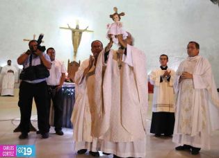 Misa del Gallo en Catedral de Managua
