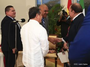 Entrega de cartas credenciales de siete nuevos Embajadores