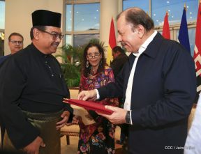 Entrega de cartas credenciales de siete nuevos Embajadores