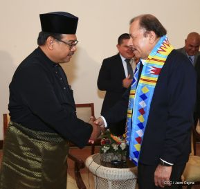 Entrega de cartas credenciales de siete nuevos Embajadores