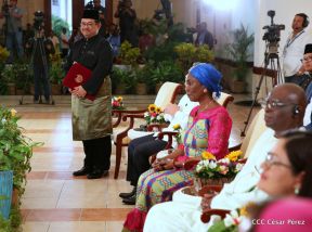 Entrega de cartas credenciales de siete nuevos Embajadores