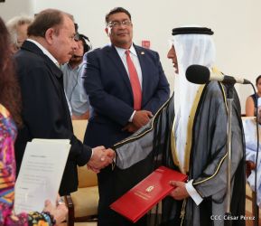 Entrega de cartas credenciales de siete nuevos Embajadores