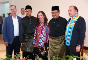 Entrega de cartas credenciales de siete nuevos Embajadores