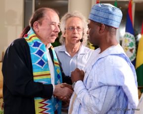 Entrega de cartas credenciales de siete nuevos Embajadores