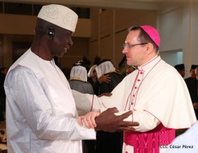 Entrega de cartas credenciales de siete nuevos Embajadores