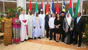 Entrega de cartas credenciales de siete nuevos Embajadores