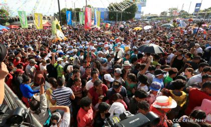 ¡Vamos a Bailar, Vamos a Cantar, a Santo Domingo de Guzmán!