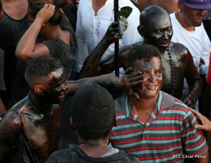 ¡Vamos a Bailar, Vamos a Cantar, a Santo Domingo de Guzmán!