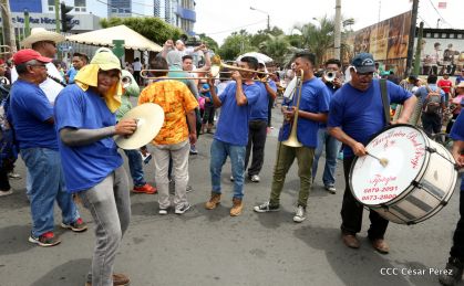 ¡Vamos a Bailar, Vamos a Cantar, a Santo Domingo de Guzmán!