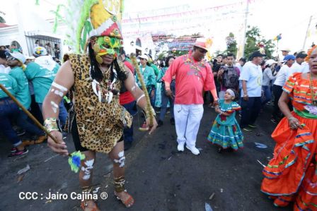 ¡Vamos a Bailar, Vamos a Cantar, a Santo Domingo de Guzmán!