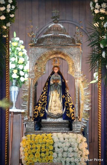 Familias católicas de Occidente despiden a Monseñor Bosco Vivas Robelo
