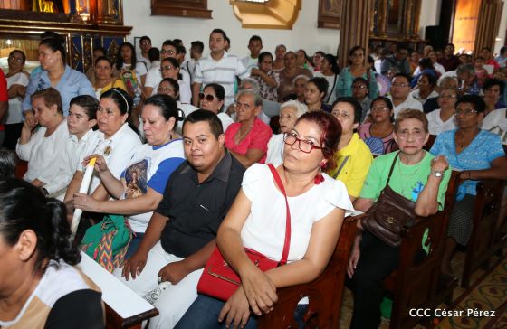 Familias católicas de Occidente despiden a Monseñor Bosco Vivas Robelo