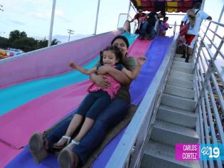 Familias continúan festejando la Navidad en Parque de la Niñez Feliz