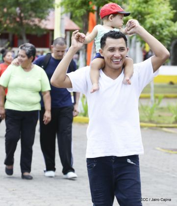 Reclusos reciben beneficio de convivencia familiar en Nicaragua