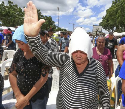 Reclusos reciben beneficio de convivencia familiar en Nicaragua