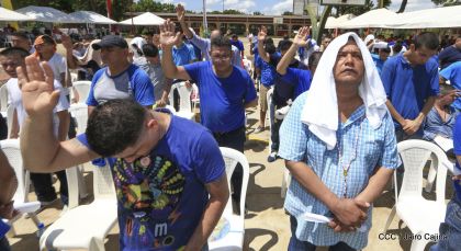Reclusos reciben beneficio de convivencia familiar en Nicaragua