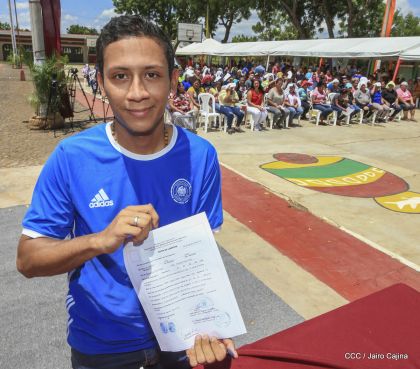 Reclusos reciben beneficio de convivencia familiar en Nicaragua