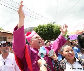Monseñor René Sándigo asume como nuevo obispo de León y Chinandega