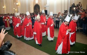 Monseñor René Sándigo asume como nuevo obispo de León y Chinandega