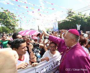 Monseñor René Sándigo asume como nuevo obispo de León y Chinandega