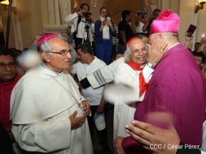 Monseñor René Sándigo asume como nuevo obispo de León y Chinandega