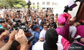 Monseñor René Sándigo asume como nuevo obispo de León y Chinandega