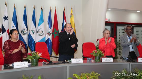 Presidente Daniel con diputados del Parlamento Centroamericano