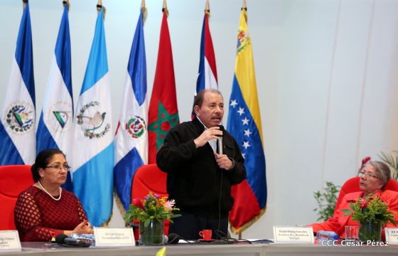 Presidente Daniel con diputados del Parlamento Centroamericano