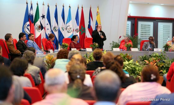 Presidente Daniel con diputados del Parlamento Centroamericano