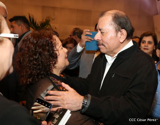 Presidente Daniel con diputados del Parlamento Centroamericano