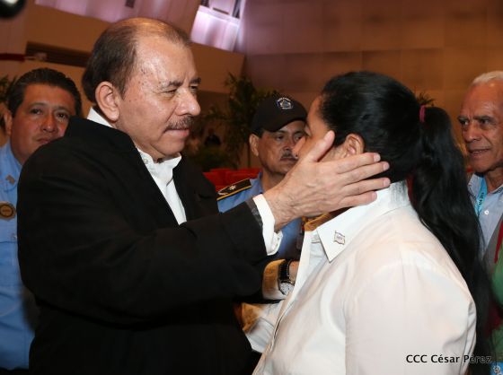 Presidente Daniel con diputados del Parlamento Centroamericano