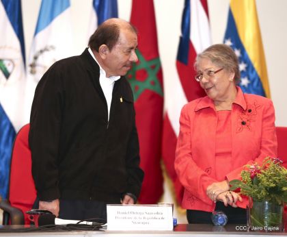 Presidente Daniel con diputados del Parlamento Centroamericano