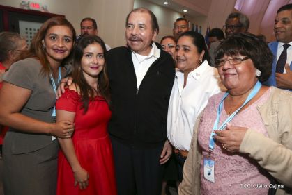 Presidente Daniel con diputados del Parlamento Centroamericano