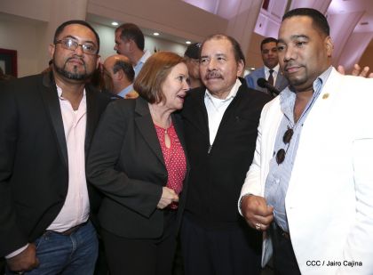 Presidente Daniel con diputados del Parlamento Centroamericano