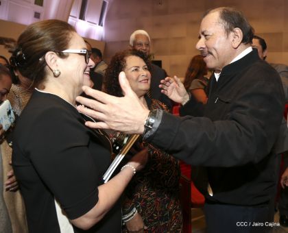 Presidente Daniel con diputados del Parlamento Centroamericano