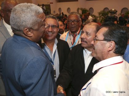 Presidente Daniel con diputados del Parlamento Centroamericano