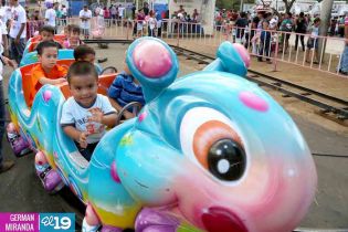 Parque de la Niñez Feliz en León (4 enero 2014)