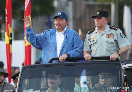 Desfile Militar "Pueblo Ejército"