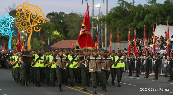 Desfile Militar "Pueblo Ejército"