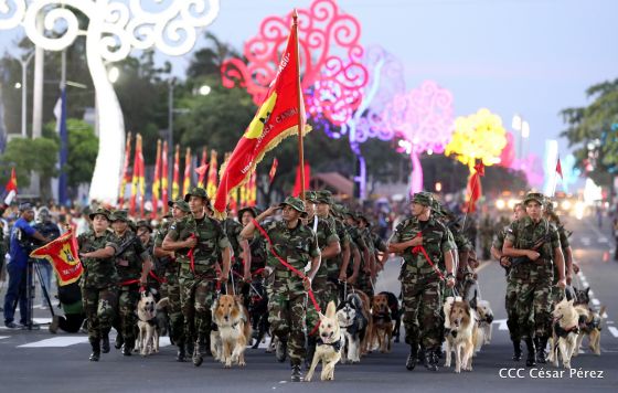 Desfile Militar "Pueblo Ejército"