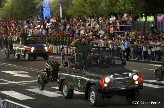 Desfile Militar "Pueblo Ejército"