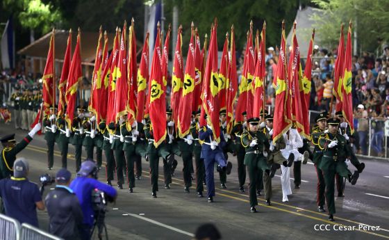 Desfile Militar "Pueblo Ejército"