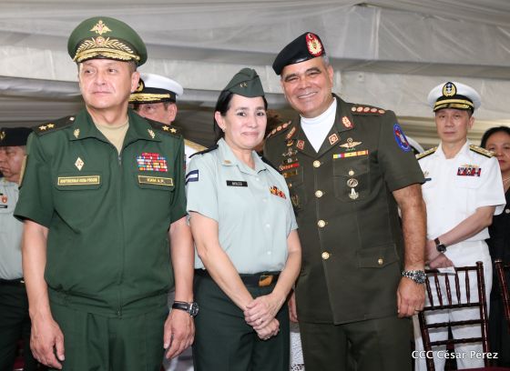 Desfile Militar "Pueblo Ejército"