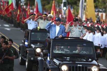 Desfile Militar "Pueblo Ejército"