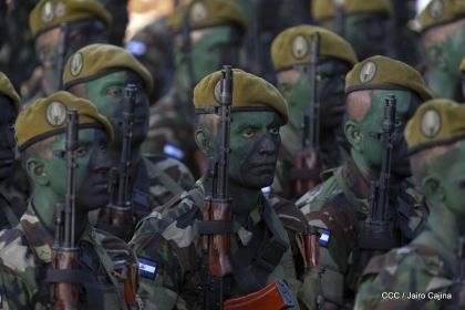 Desfile Militar "Pueblo Ejército"