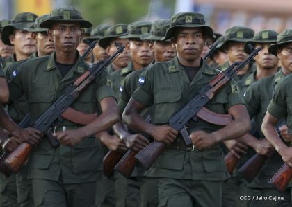 Desfile Militar "Pueblo Ejército"