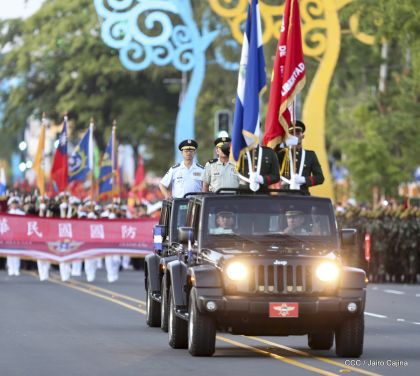 Desfile Militar "Pueblo Ejército"