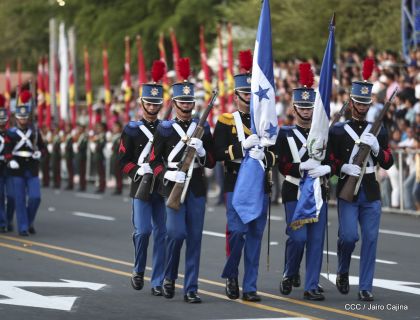 Desfile Militar "Pueblo Ejército"