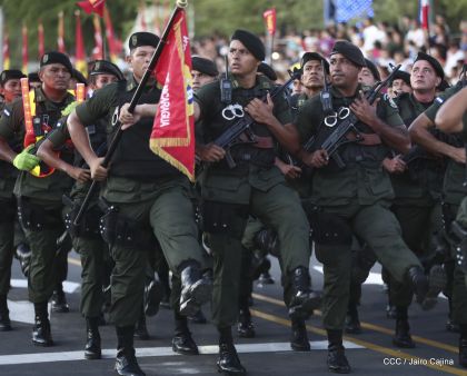 Desfile Militar "Pueblo Ejército"