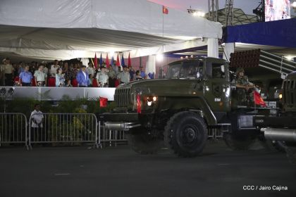 Desfile Militar "Pueblo Ejército"